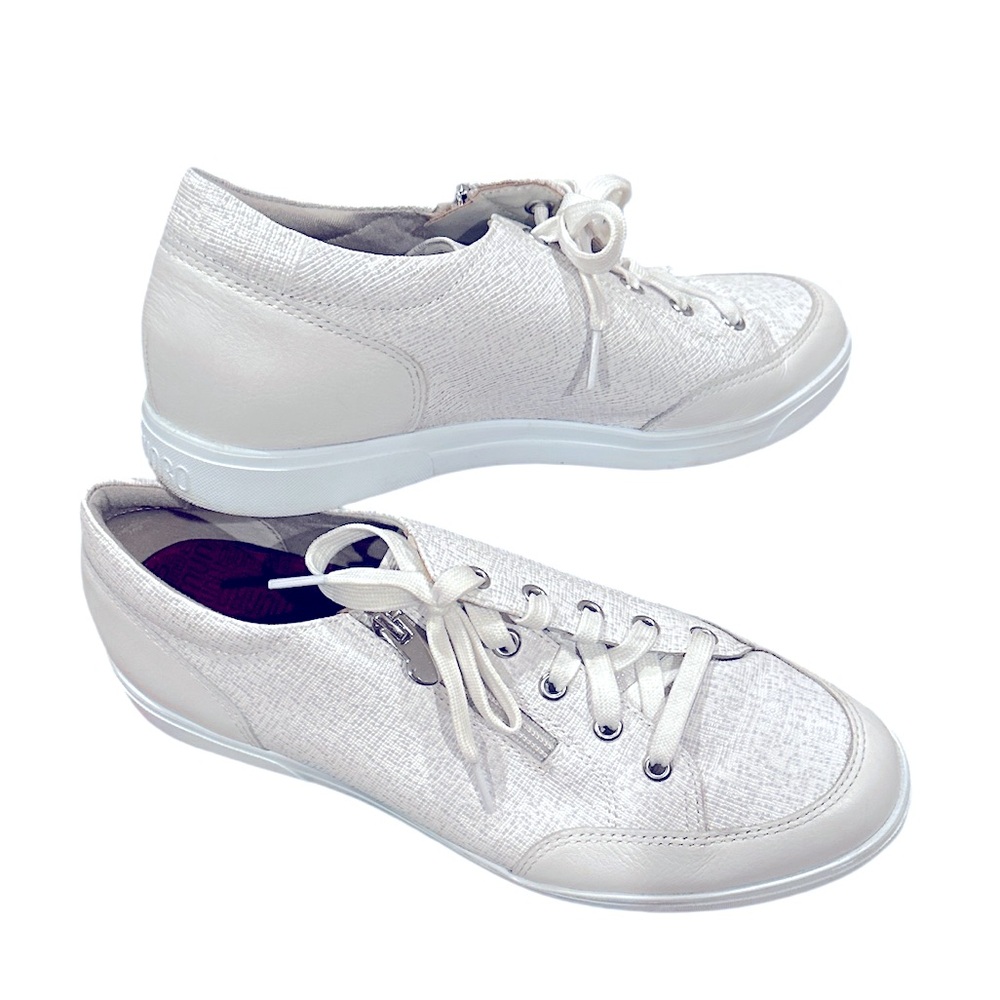 Munro Gabbie Leather White Grey Gabbie Zipper detail Sneaker 9.5